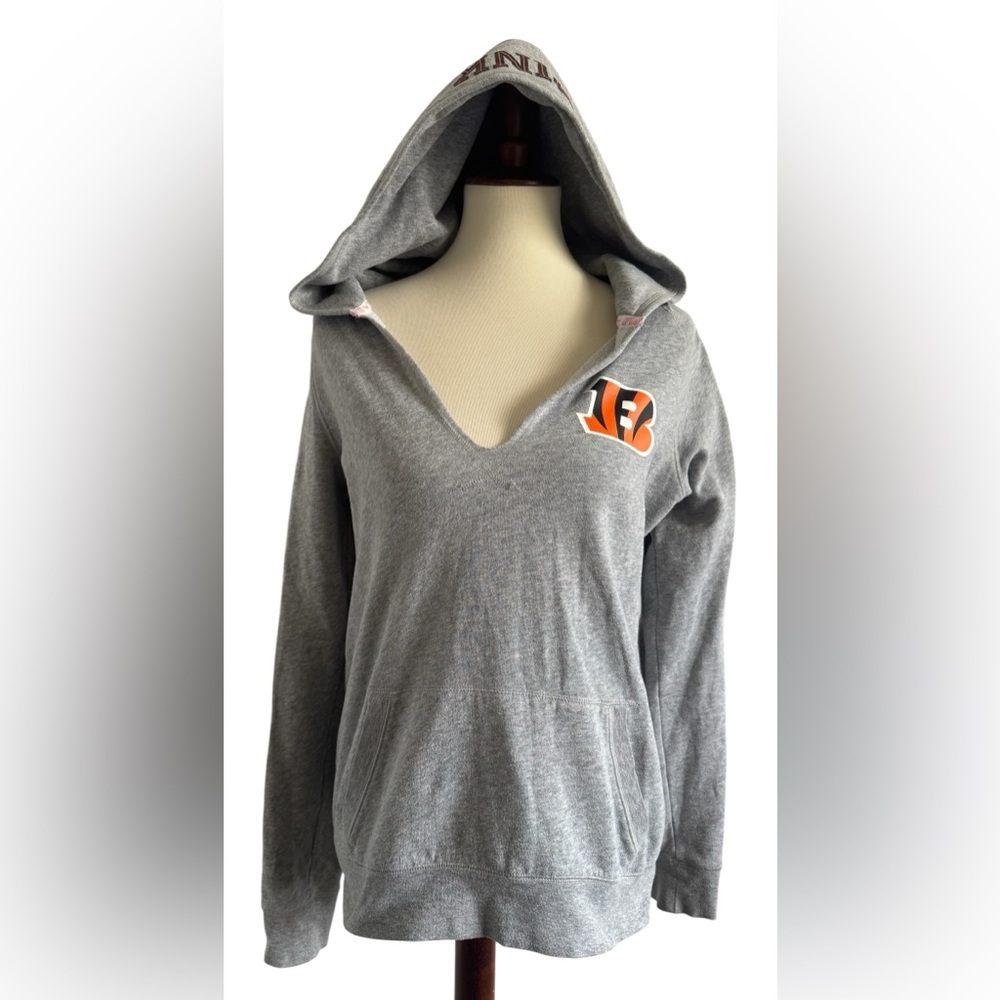 PINK Victoria's Secret Cleveland Browns Heather Gray Pullover Hoodie Size Medium